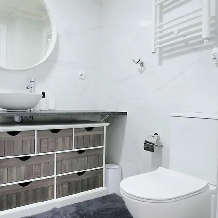 Oasis - Terrace Confort 10 Min From Wifi Free - New - Special Offer * تورّيفيِخا